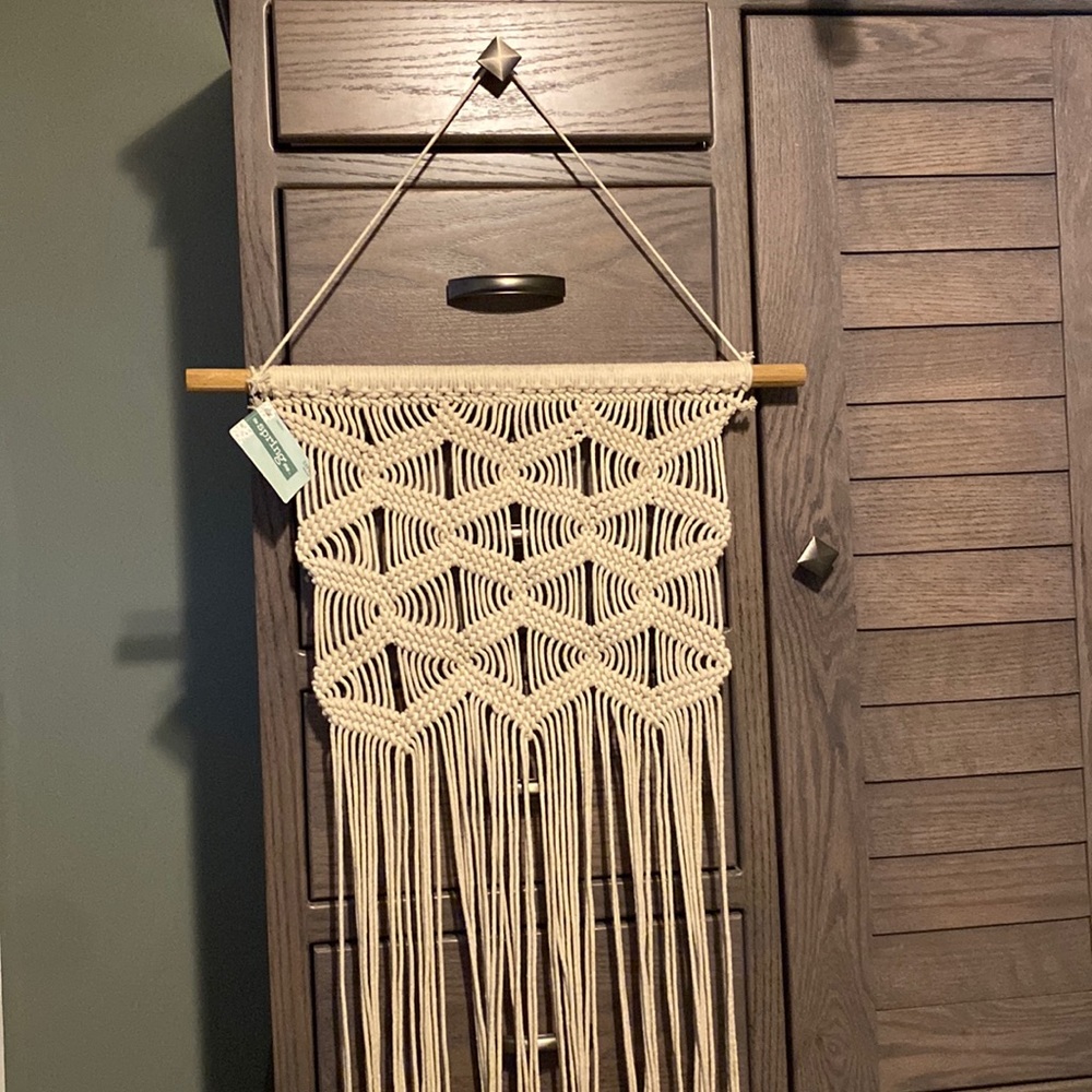Macramé wall hanging